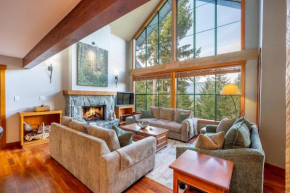 Northern Lights 15 | Family-Sized Townhome w/ Sunken Hot Tub, Fireplace & Media Den